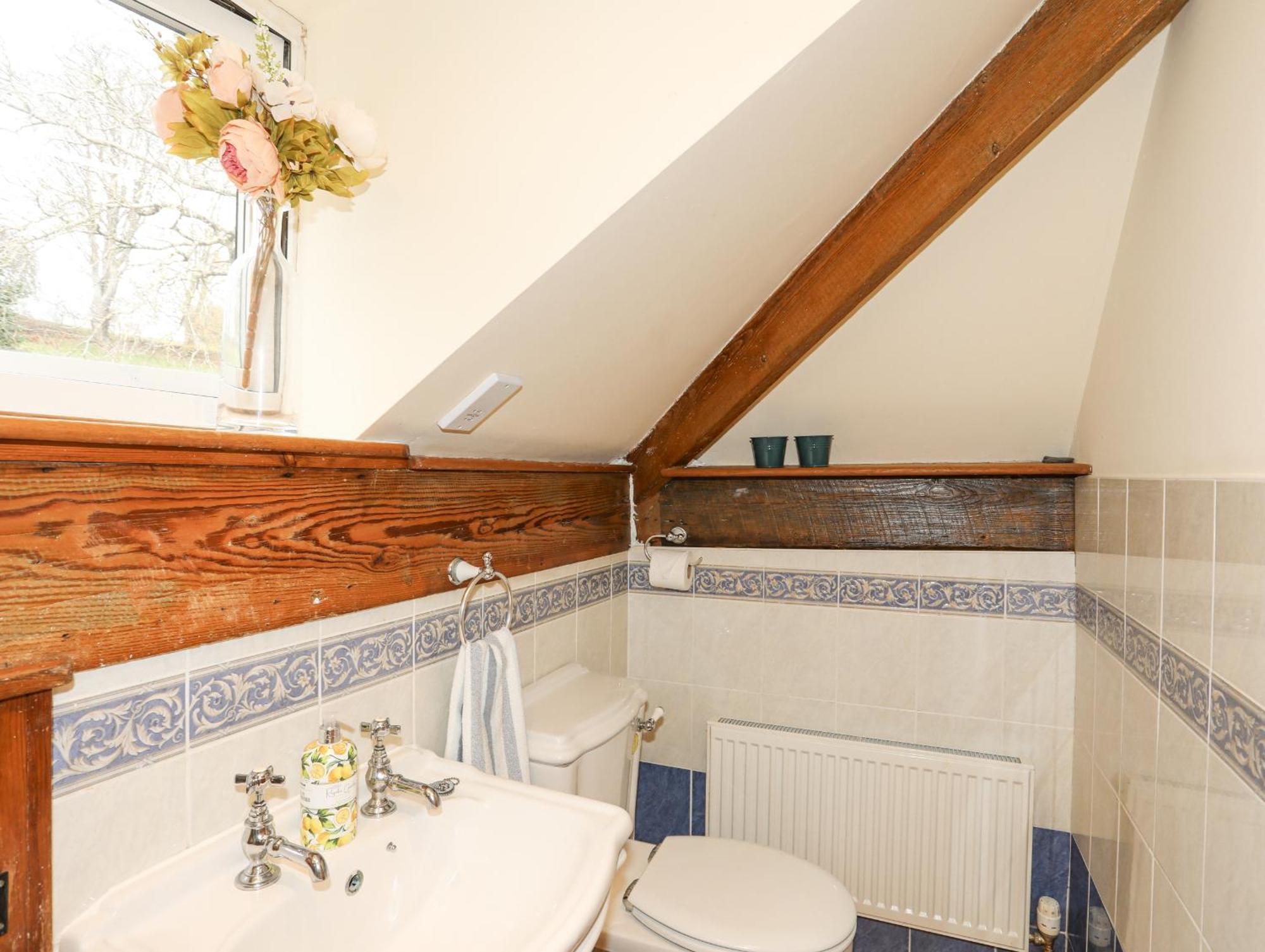Ty'N Y Cae Villa Llanbedr-y-cennin ภายนอก รูปภาพ