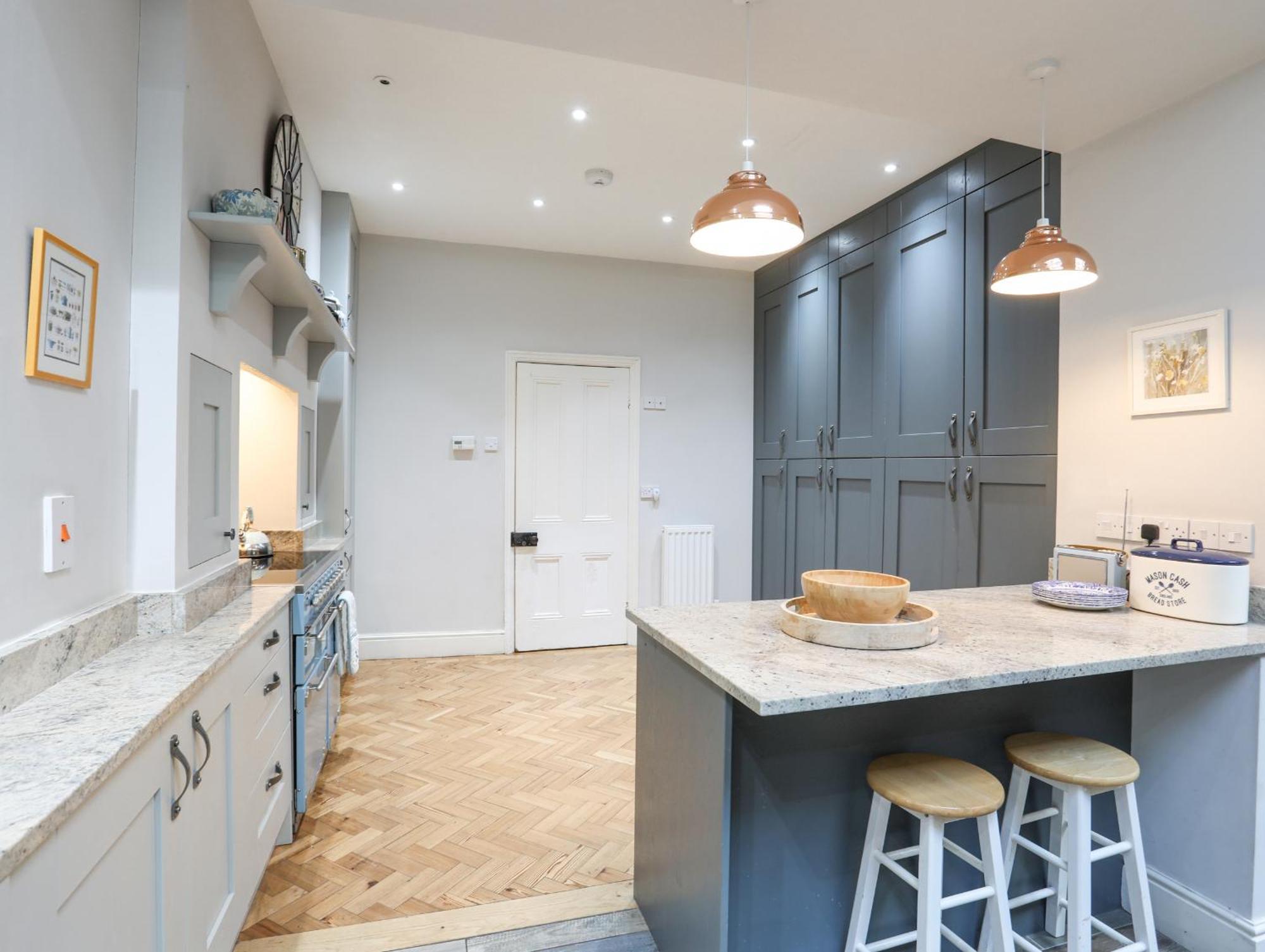 Ty'N Y Cae Villa Llanbedr-y-cennin ภายนอก รูปภาพ