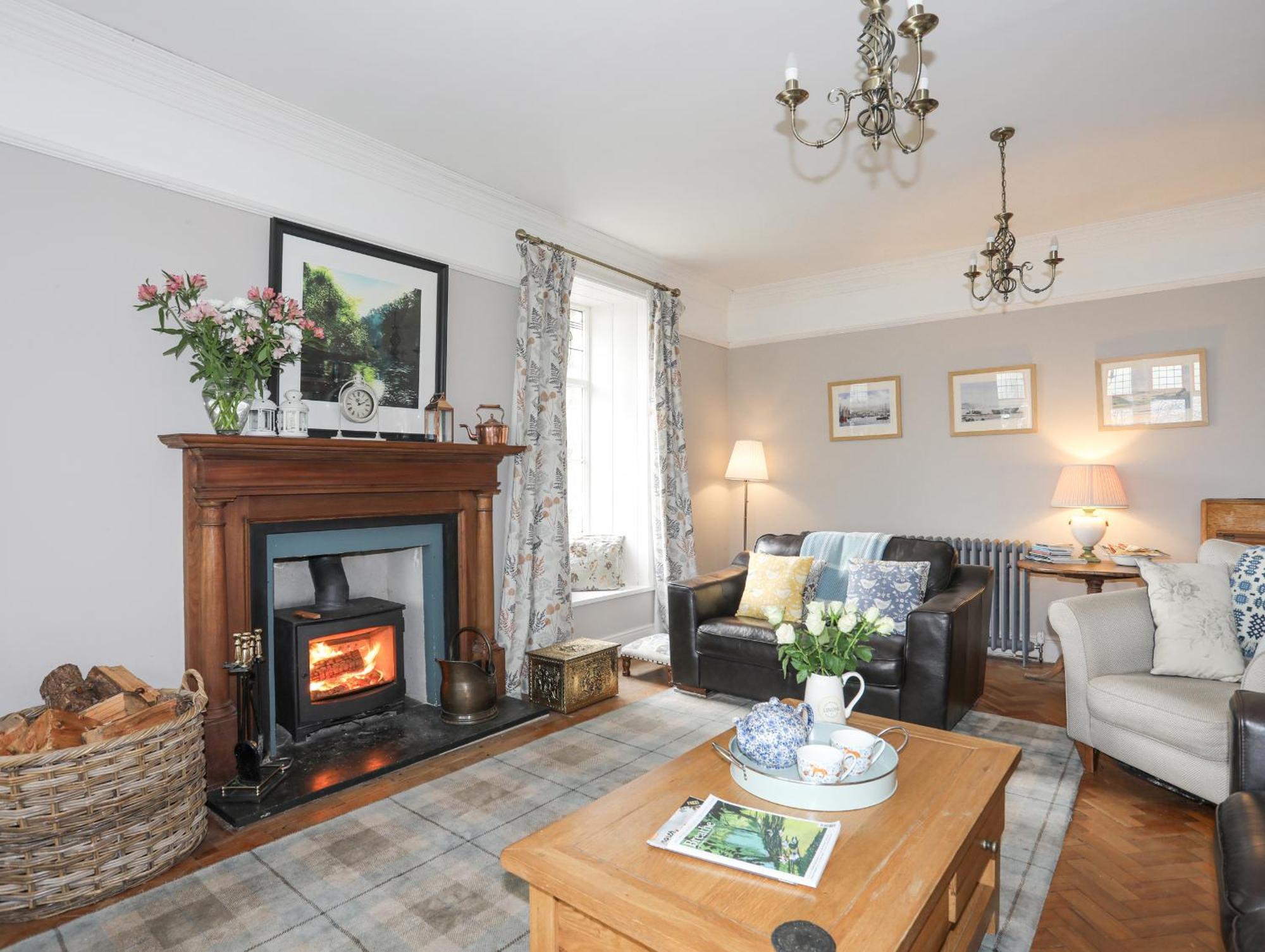 Ty'N Y Cae Villa Llanbedr-y-cennin ภายนอก รูปภาพ