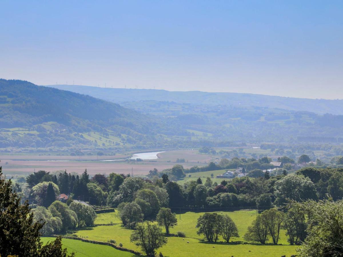 Ty'N Y Cae Villa Llanbedr-y-cennin ภายนอก รูปภาพ
